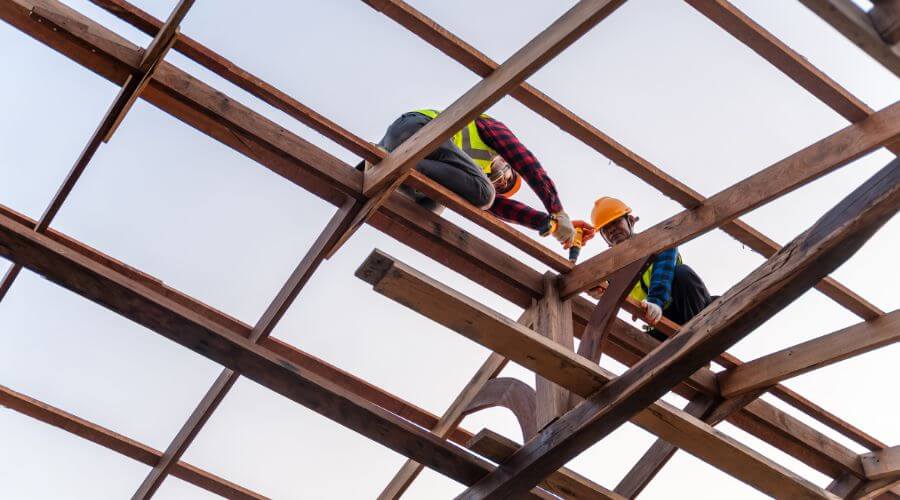 Expert top industrial roofings services in Monmouth, IA